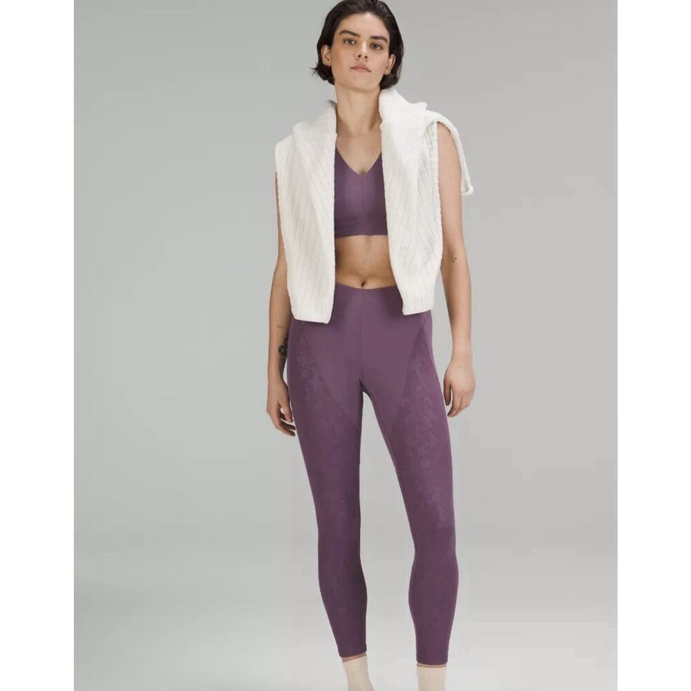 lululemon lab Embossed Nulu Yoga Legging Purple Women’s Size 12 - Picture 1 of 7